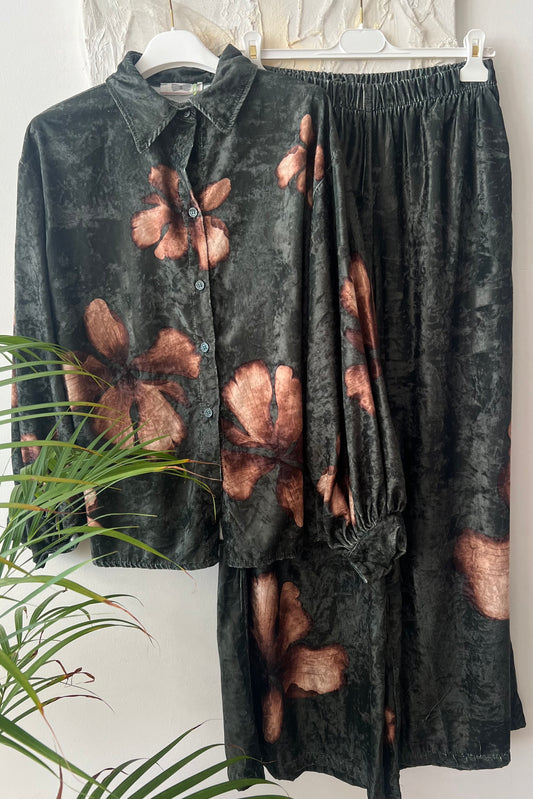 Conjunto Flores